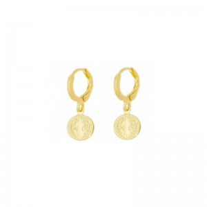 BRINCO ARGOLINHA COM SÃO BENTO BANHADA A OURO 18K SEMIJOIA